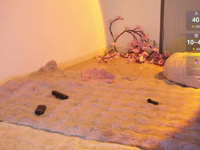 LilluCooper's BongaCams show and profile