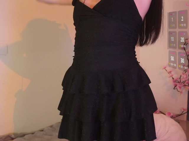 LilluCooper's BongaCams show and profile