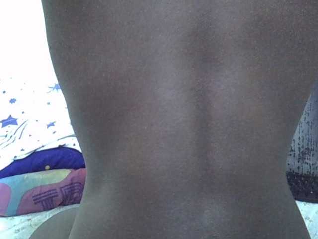 Pretty-amber72's BongaCams show and profile