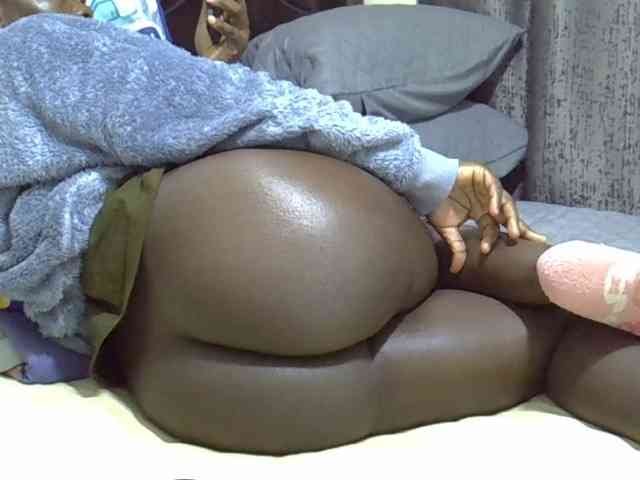 Pretty-amber72 webcam