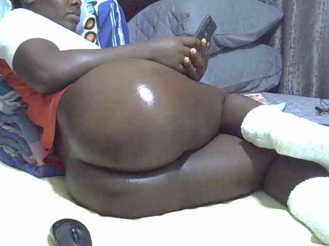 Pretty-amber72 webcam