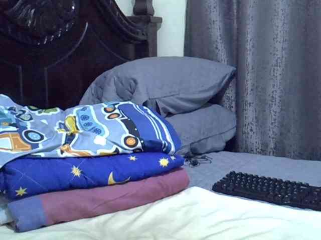 Pretty-amber72 webcam