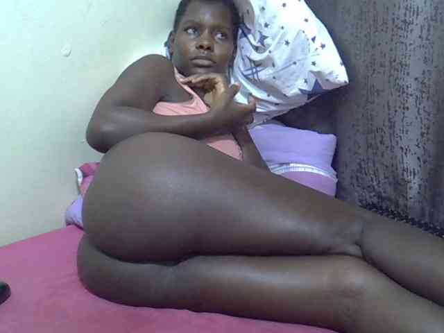 Pretty-amber72 Pretty-amber72