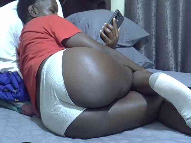 Pretty-amber72 webcam