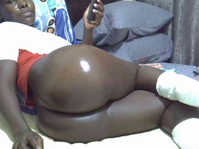 Pretty-amber72 webcam