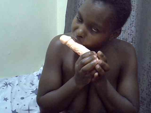 Pretty-amber72 Pretty-amber72