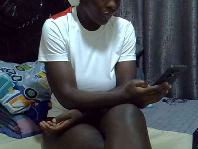 Pretty-amber72 webcam