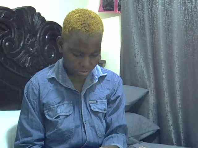 Pretty-amber72 Pretty-amber72