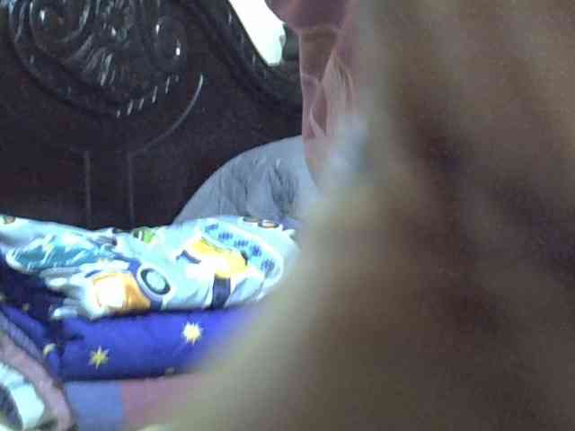 Pretty-amber72 webcam