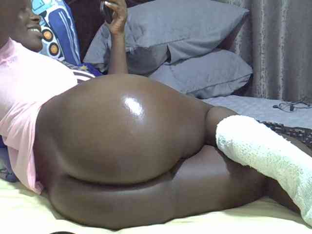 Pretty-amber72 webcam