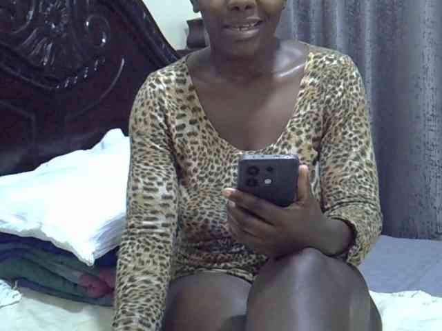 Pretty-amber72 webcam