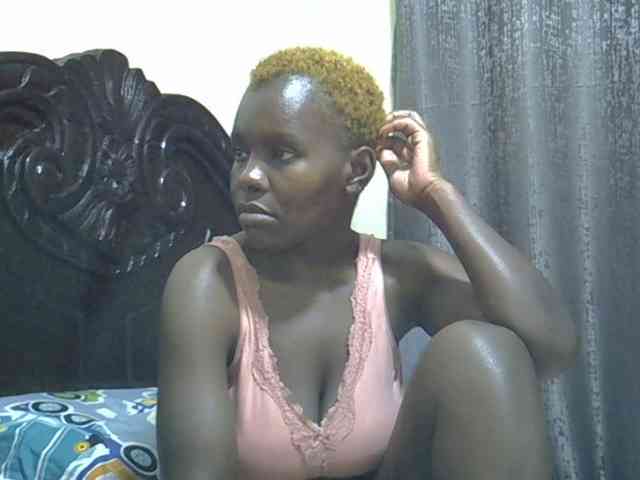 Pretty-amber72 webcam