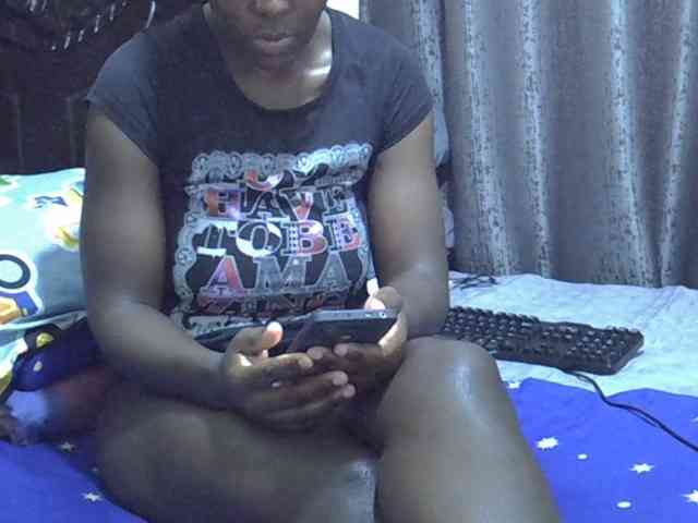 Pretty-amber72 Pretty-amber72