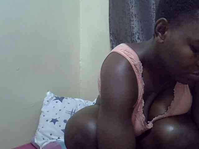 Pretty-amber72 Pretty-amber72