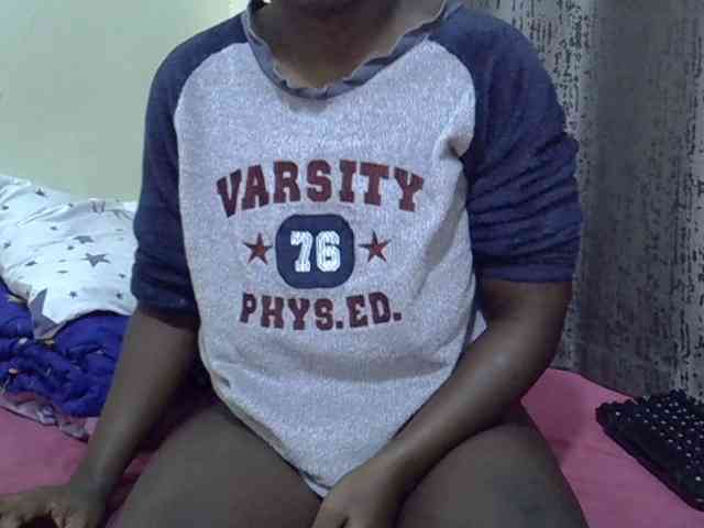 Pretty-amber72 webcam