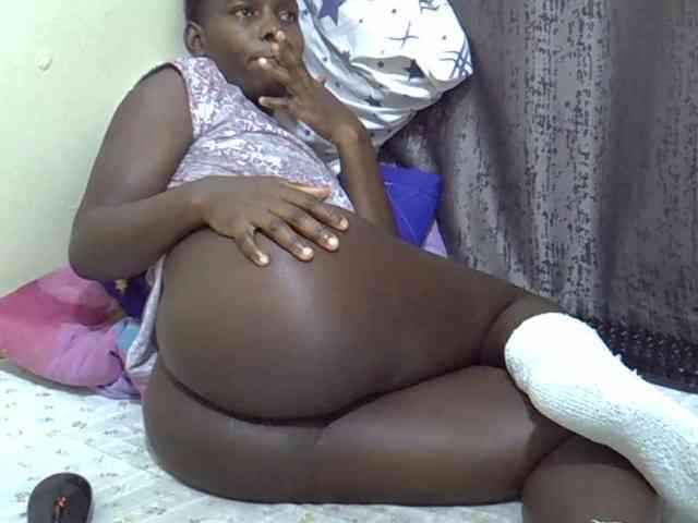 Pretty-amber72 Pretty-amber72