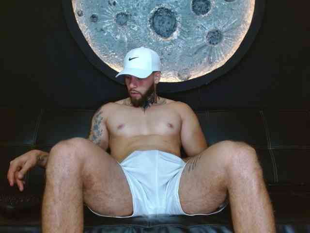 Kobefitness Live Webcam on BongaCams