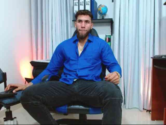 Kobefitness Live Webcam on BongaCams