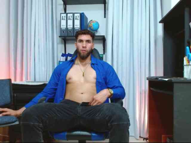 Kobefitness Live Webcam on BongaCams