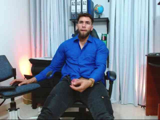 Kobefitness Live Webcam on BongaCams