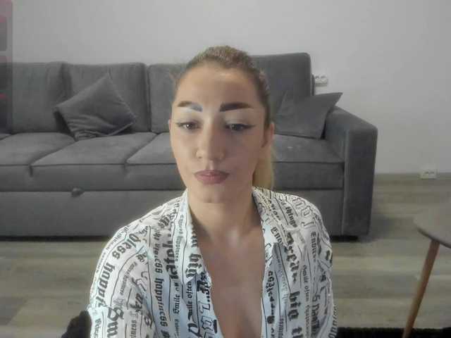 Sex chat gratuit in direct cu sienna1357 pe BongaCams