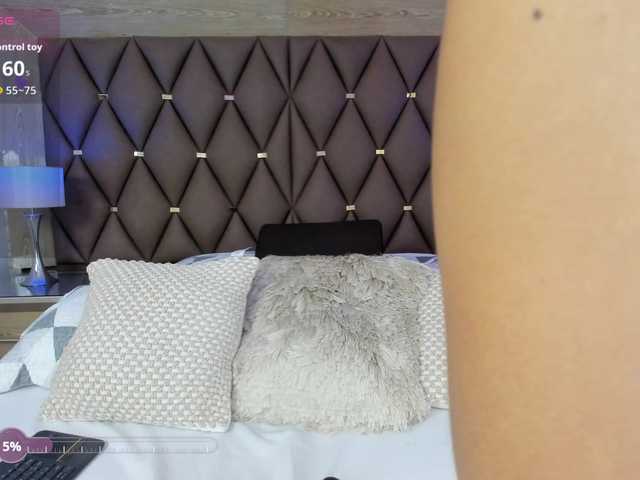 HelenMartin's BongaCams show and profile