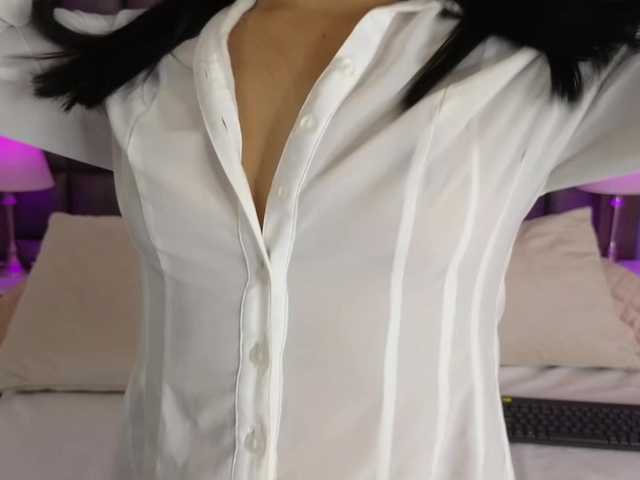  HelenMartin chat room