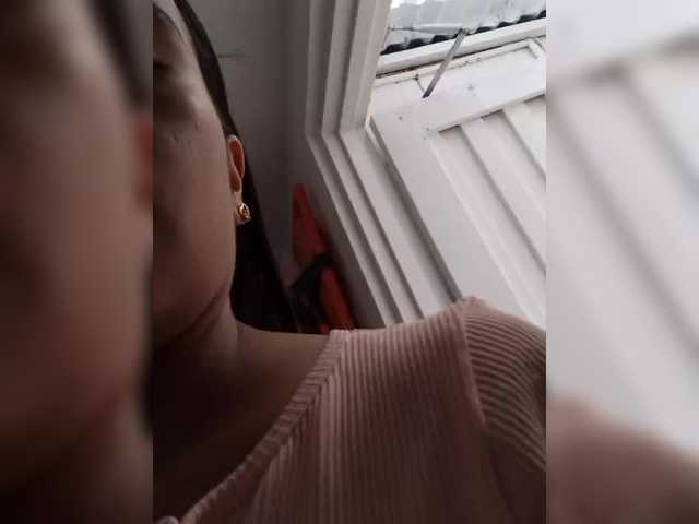 HelenMartin's BongaCams show and profile