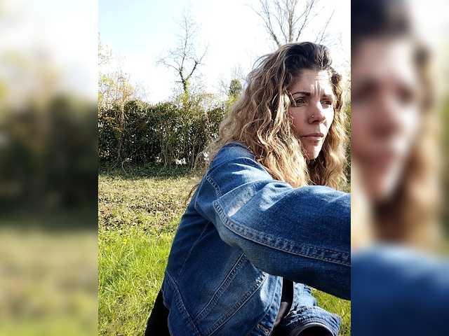 Dreamlove20's BongaCams show and profile