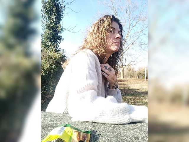 Dreamlove20's BongaCams show and profile