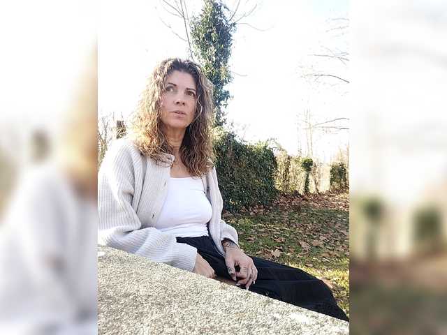 Dreamlove20's BongaCams show and profile