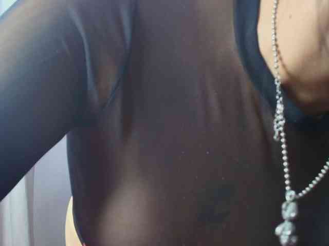 GiannaRoberts GiannaRoberts