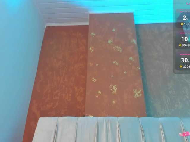  SkarlettHill chat room