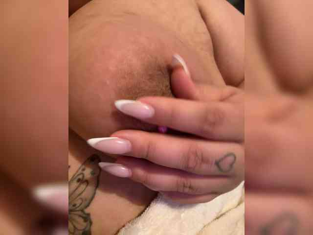 Ina13 Live Webcam on BongaCams