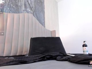 Kenia-Storm Porn Show