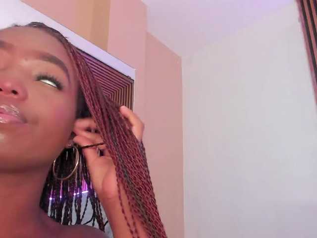 Kenia-Storm's BongaCams show and profile