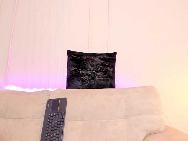 Kenia-Storm's BongaCams show and profile