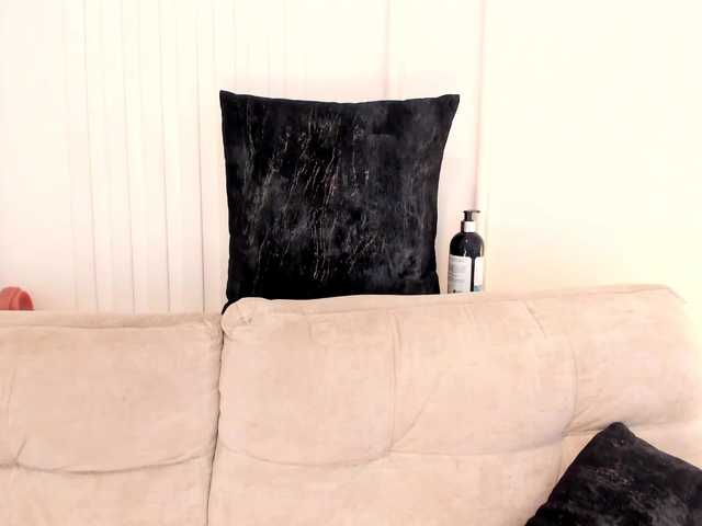 Kenia-Storm's BongaCams show and profile