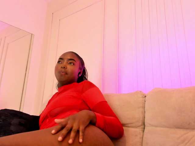 Kenia-Storm's BongaCams show and profile