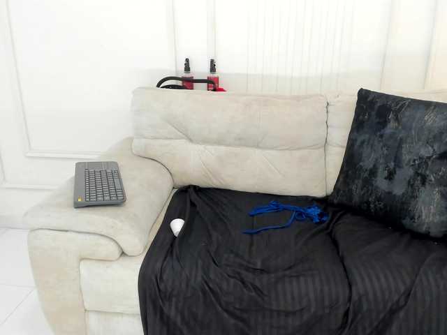 Kenia-Storm's BongaCams show and profile