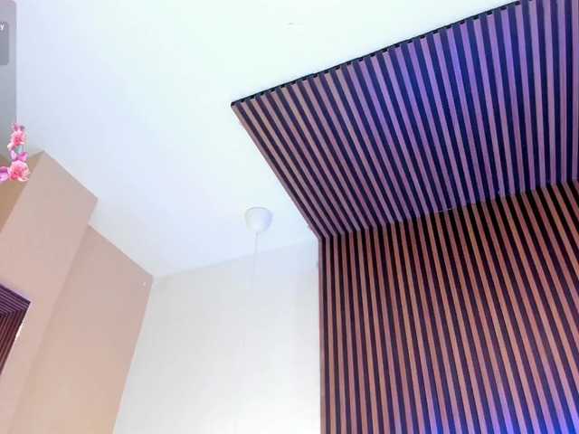 Kenia-Storm's BongaCams show and profile