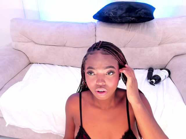 Kenia-Storm's BongaCams show and profile