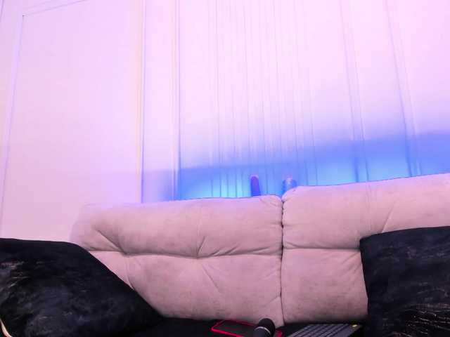 Kenia-Storm's BongaCams show and profile