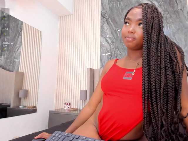 Kenia-Storm, une amatrice française avec qui discuter et avoir du sexe