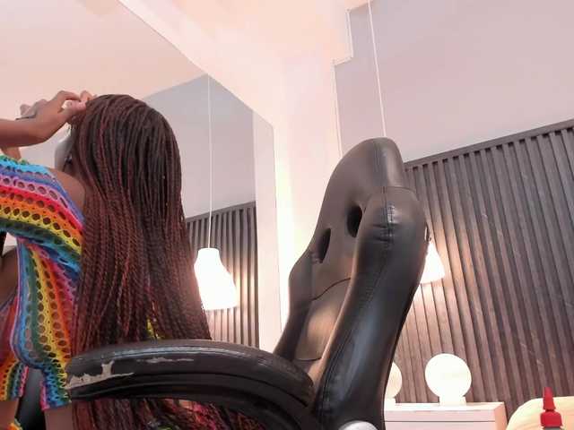 Kenia-Storm's BongaCams show and profile