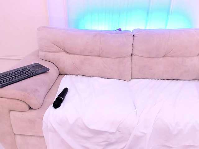 Kenia-Storm's BongaCams show and profile