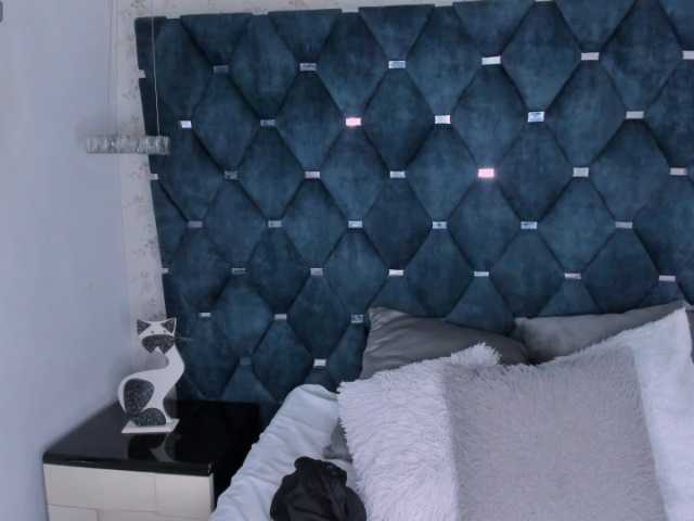 EVANGELY-FOX – webcam model profile photo