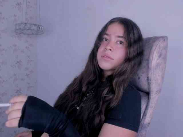 EVANGELY-FOX Live Webcam on BongaCams