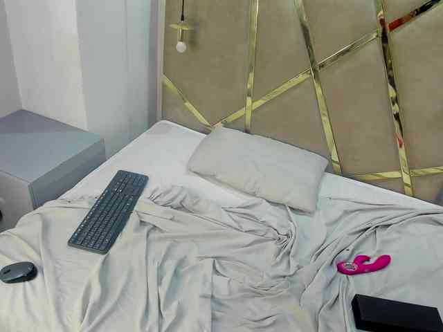 Astarte23 Live Webcam on BongaCams