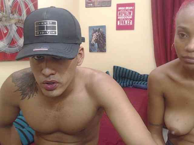 saraandelver Live Webcam on BongaCams